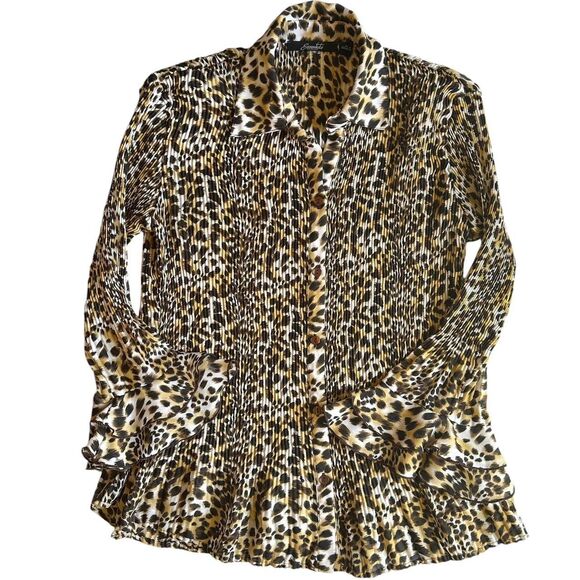Essentials by Milano Pleated Leopard‎ Print Blouse Ruffle Flare Sleeves Sz S - Picture 1 of 4